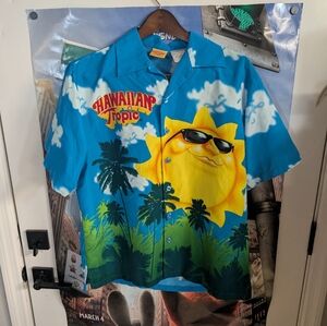 Hawaiian Tropic Casual Button Down